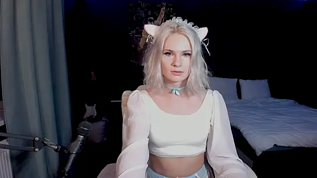 Milena marshmalows online show from December 6, 1:35 am
