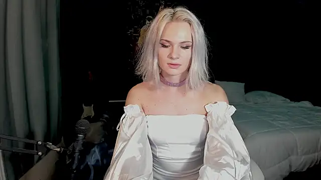 Milena marshmalows online show from December 11, 2:11 am