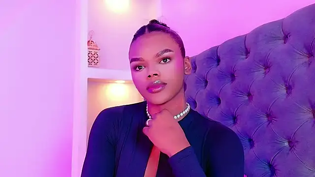 CamiEstrada online show from December 20, 1:22 am