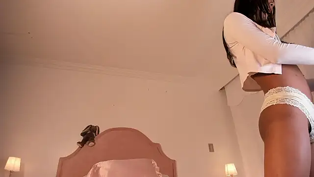 liz grant online show from March 13, 11:08 pm