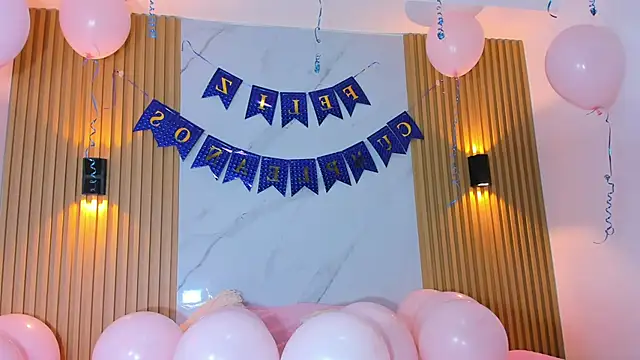 Snapshot of miss_Ari chatting on December 28, 7:11 pm miss Ari online show from December 28, 7:11 pm