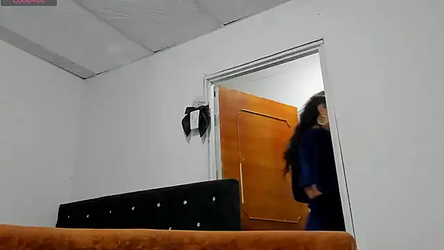 chloe evanx  online show from December 21, 12:59 pm