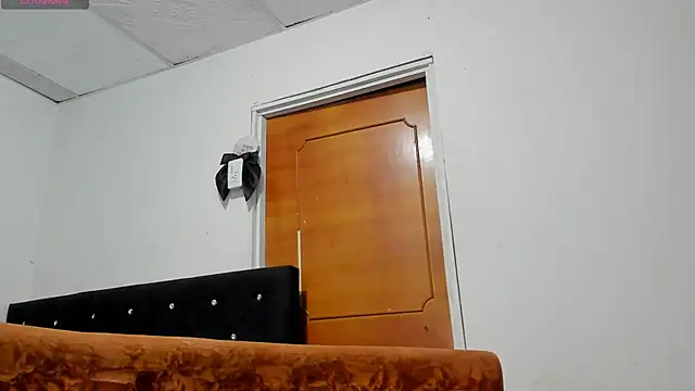 chloe evanx  online show from January 2, 7:18 pm