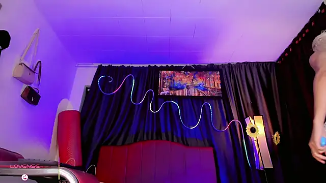 Gabyqueen70 online show from March 6, 3:23 am