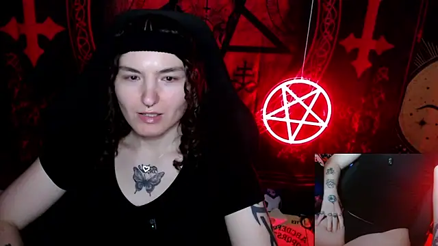 BrandiWRLD 999 online show from October 9, 7:37 pm