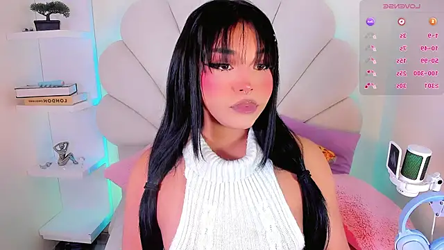 ValentinaMarinn online show from April 3, 9:35 pm