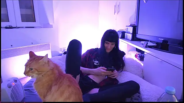 CeriseLapine online show from February 20, 8:00 pm