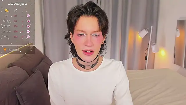 Kolette Gray online show from March 9, 10:30 am