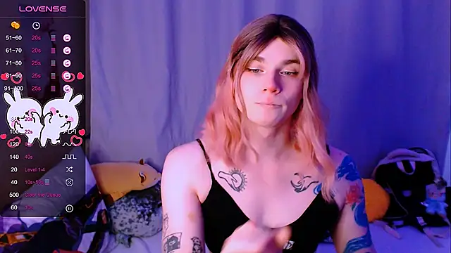 Alice Hells online show from October 17, 5:55 am