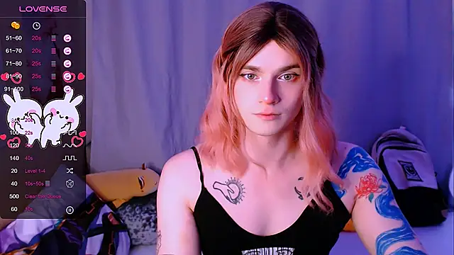 Alice Hells online show from October 19, 5:55 am