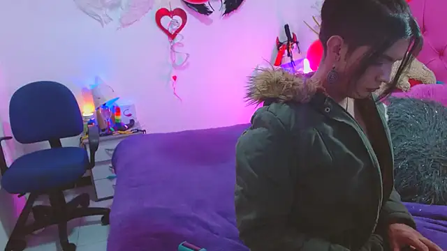 AlexaFontana online show from February 19, 1:06 pm