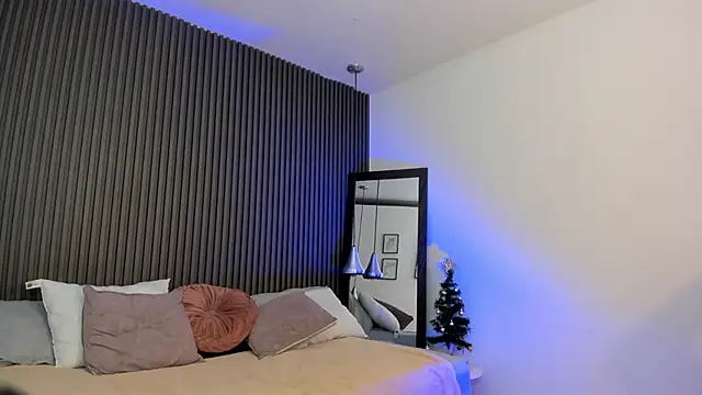 sammybrunette1 online show from December 21, 9:42 pm