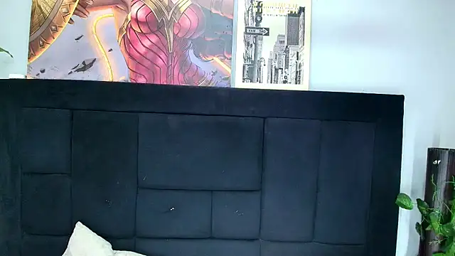 Eban Dustan online show from November 24, 9:05 pm