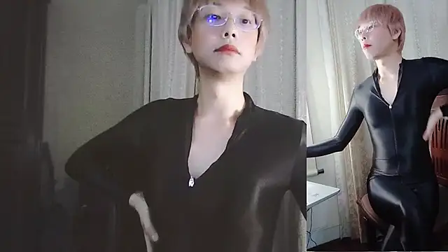 adawang1986 online show from January 22, 1:32 pm