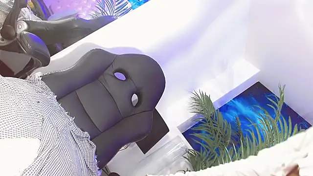 Jadee Ariell online show from January 6, 11:29 am