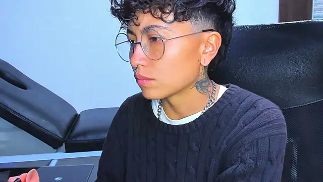 Im Mathias online show from February 14, 2:52 am