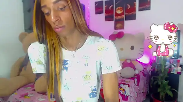 lucianadolll online show from March 2, 9:54 pm