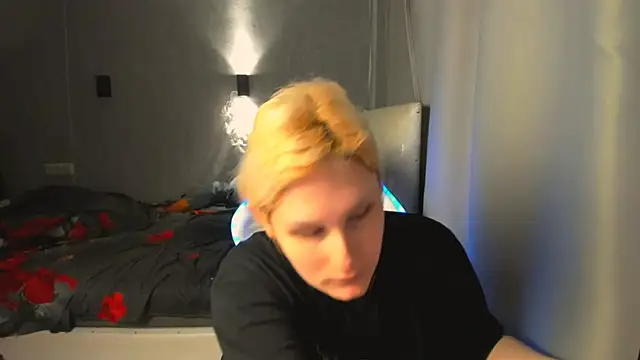 Kleo Godde online show from October 22, 11:08 pm