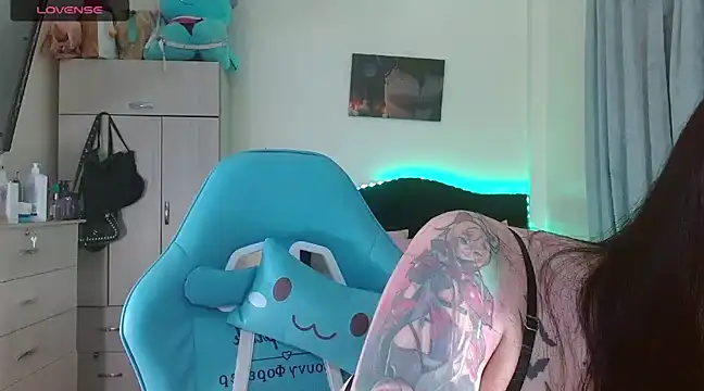 karla zambrano online show from March 22, 7:09 pm