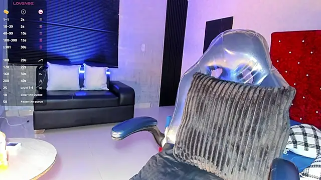 JhonyMiller  online show from April 5, 8:51 pm