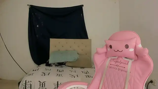 Miss noah18 online show from November 8, 9:15 pm