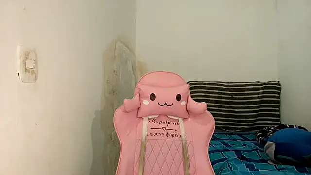 Miss noah18 online show from February 26, 9:53 pm