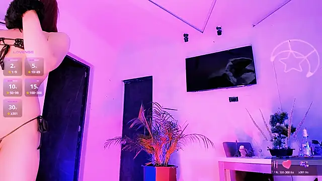 innocentloverss online show from March 13, 7:25 am