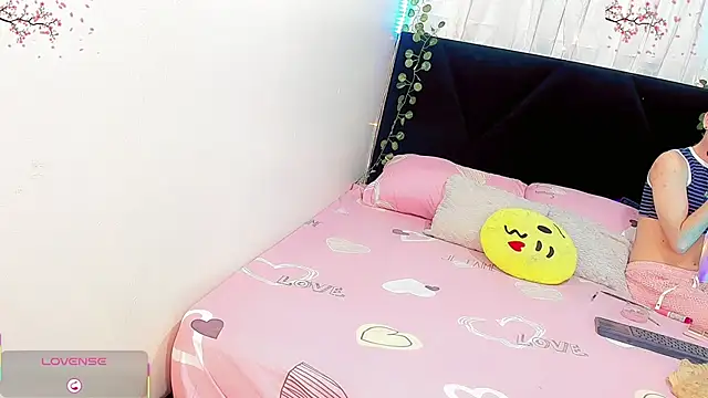 Irina milkmaid online show from April 10, 7:30 pm