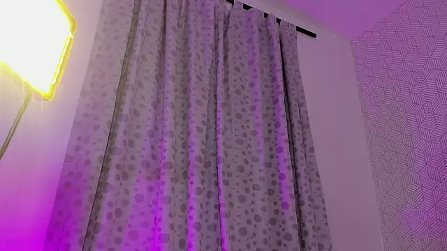 Selena fox7 online show from February 23, 6:49 am