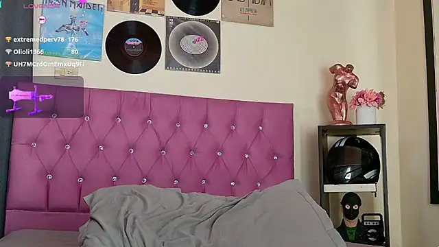 NATTROSE TAY online show from February 14, 11:11 pm