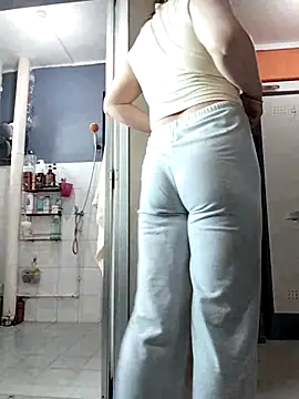 gothicmagiccatgirl online show from December 23, 12:04 am