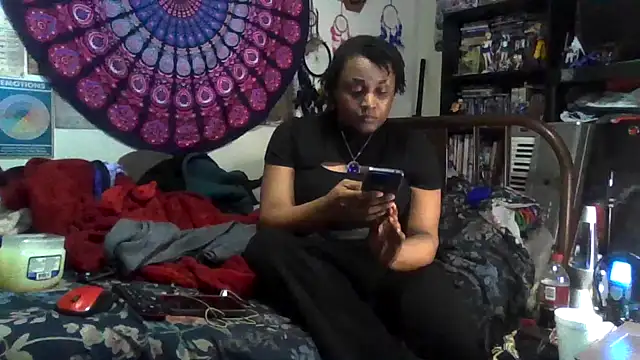 GardeniaFields online show from December 19, 8:30 am