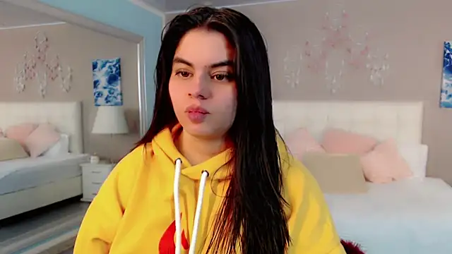 maddissonivanova online show from March 26, 7:39 pm