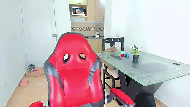 alexandra cute online show from October 15, 5:51 am