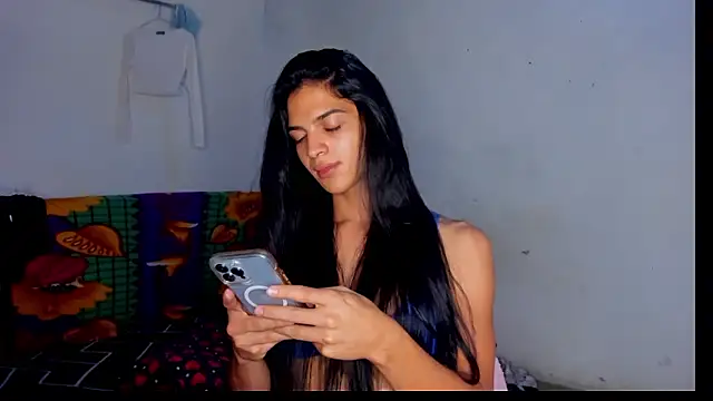 ISA BELLA VZL online show from January 16, 9:44 pm