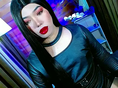 bigfattycocksonya27 online show from April 25, 9:35 am