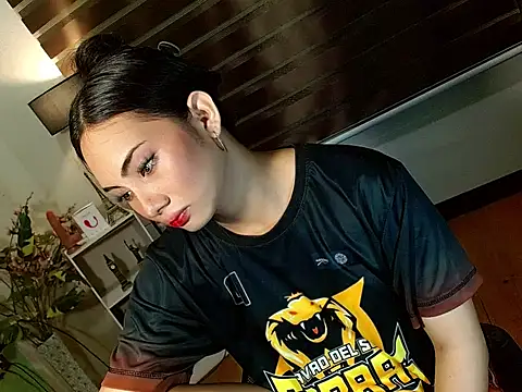 Bella subhunterx online show from March 25, 11:15 am