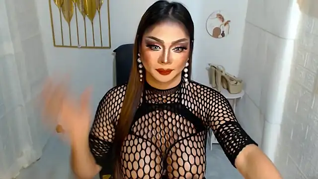 WildTS Selfsucker online show from March 7, 4:07 am