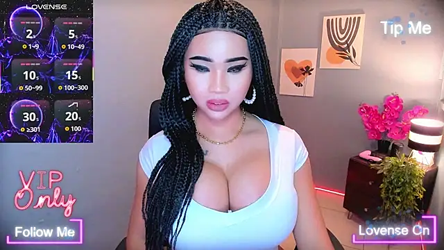 TriciaCumLoader online show from January 18, 9:06 am