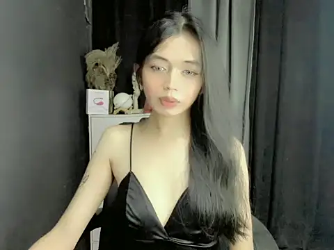 LexiLove online show from May 12, 1:53 pm
