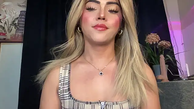 calimonroe online show from September 21, 5:08 pm