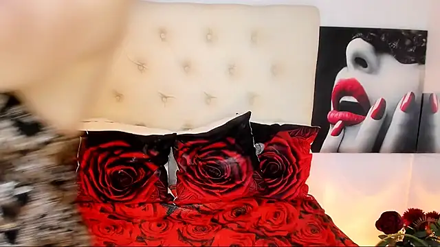 Playfullmaniac online show from October 26, 3:30 pm