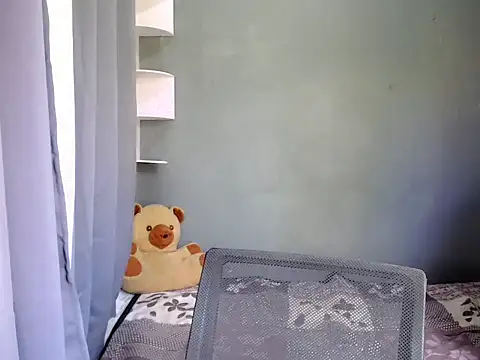 urseductivebarbie xx online show from October 24, 1:32 am