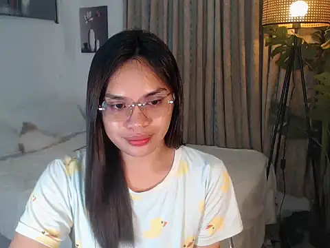 Luckystarxx online show from March 31, 5:37 pm