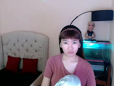 ShantalFoxxy  online show from April 18, 12:23 am