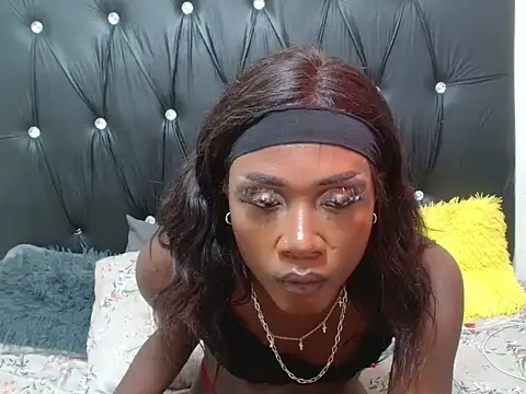 Lsnickykhanyile online show from December 5, 9:10 pm