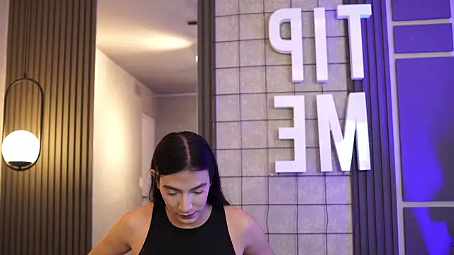 Ariaa Isabell online show from March 16, 6:33 pm