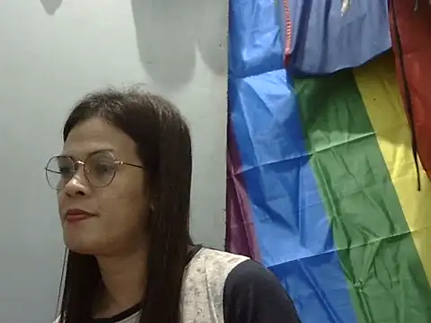 juicycum069 online show from November 6, 10:26 am