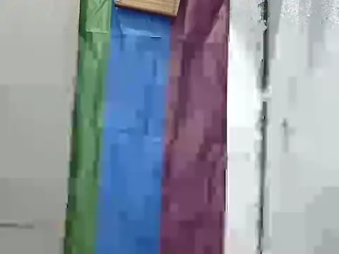 juicycum069 online show from April 12, 9:40 pm