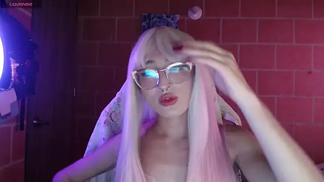 Andrea camilaaa online show from April 29, 5:41 pm